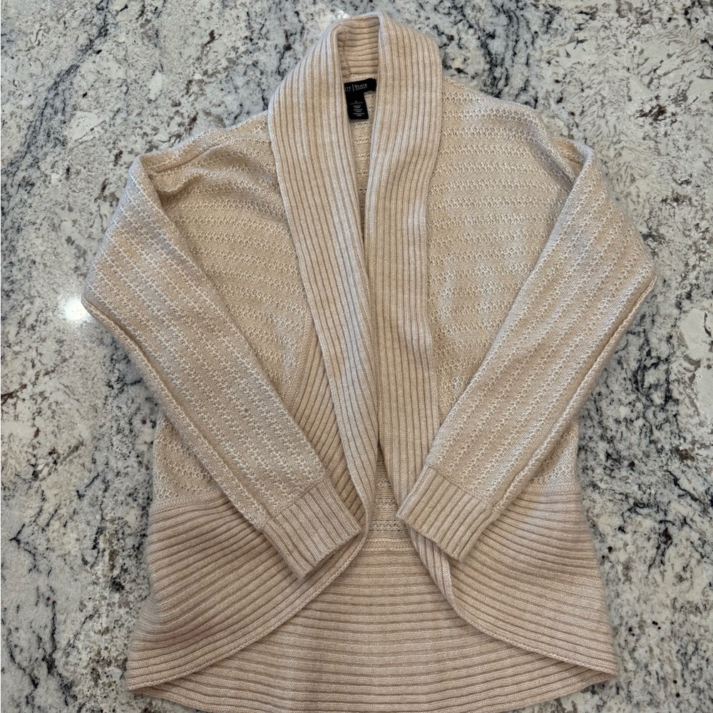 White House Black Market Cream Cardigan Sweater - Picture 2 of 11